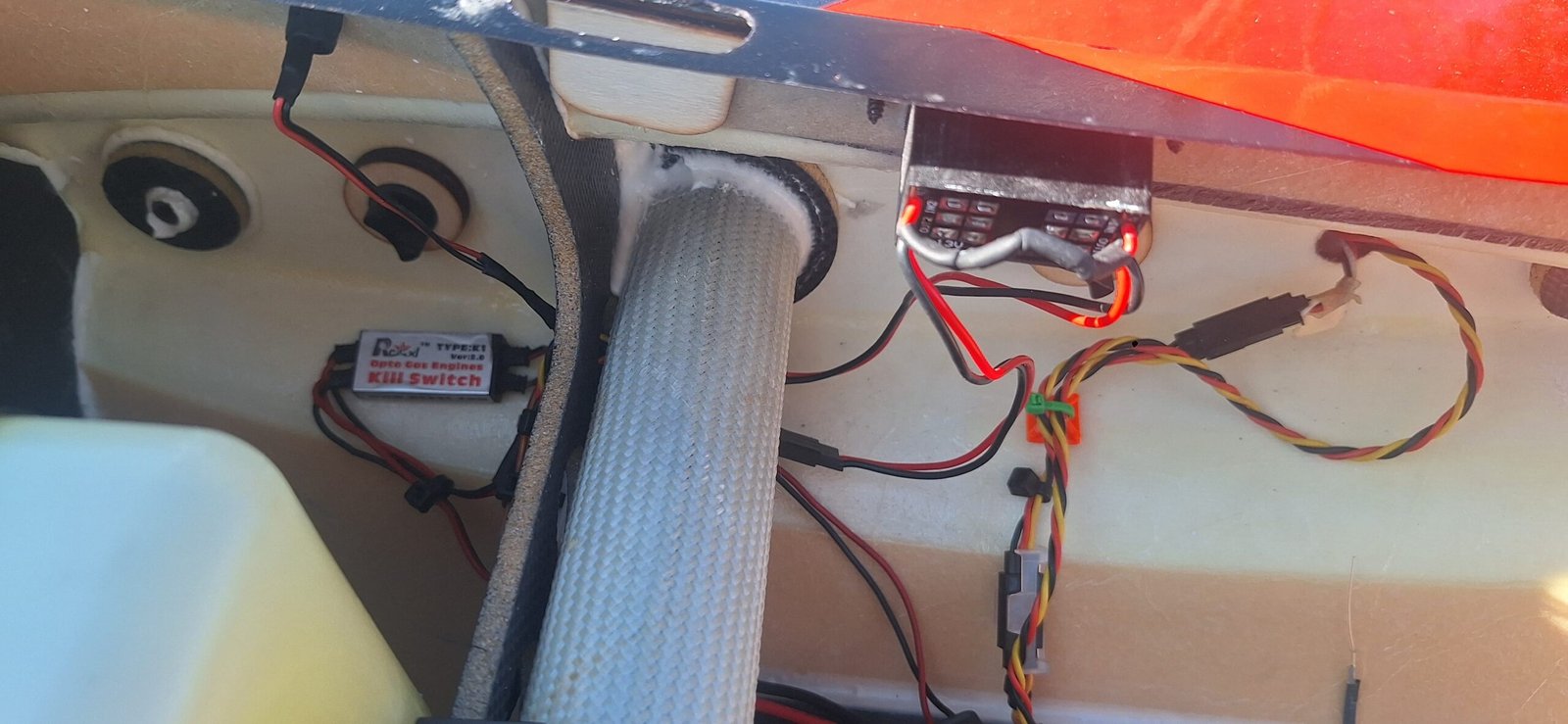 Sukhoi 120cc de la firma Rc Aviones Nuevo completo - Imagen 17