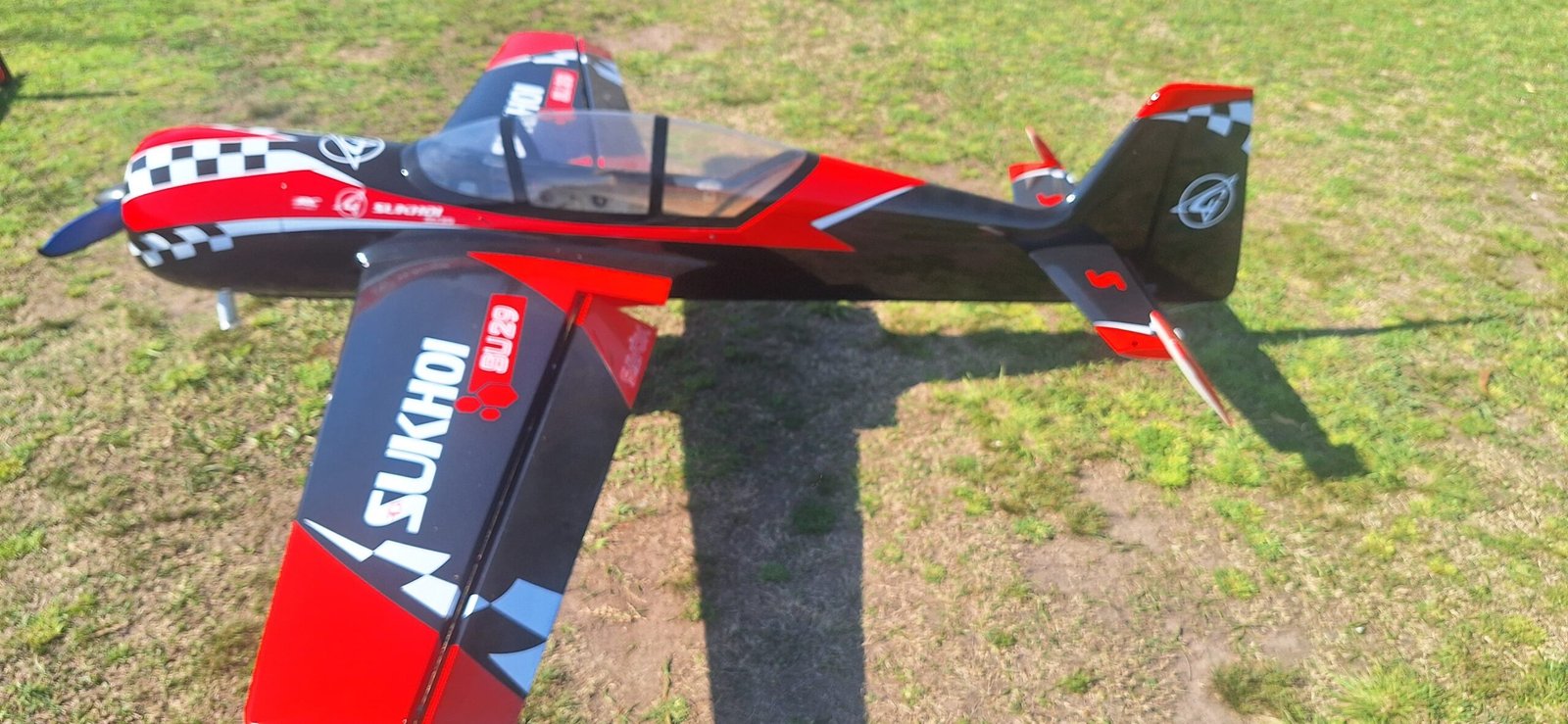 Sukhoi 120cc de la firma Rc Aviones Nuevo completo - Imagen 7