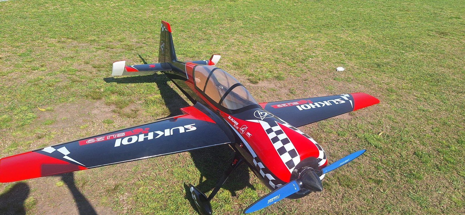 Sukhoi 120cc de la firma Rc Aviones Nuevo completo - Imagen 6