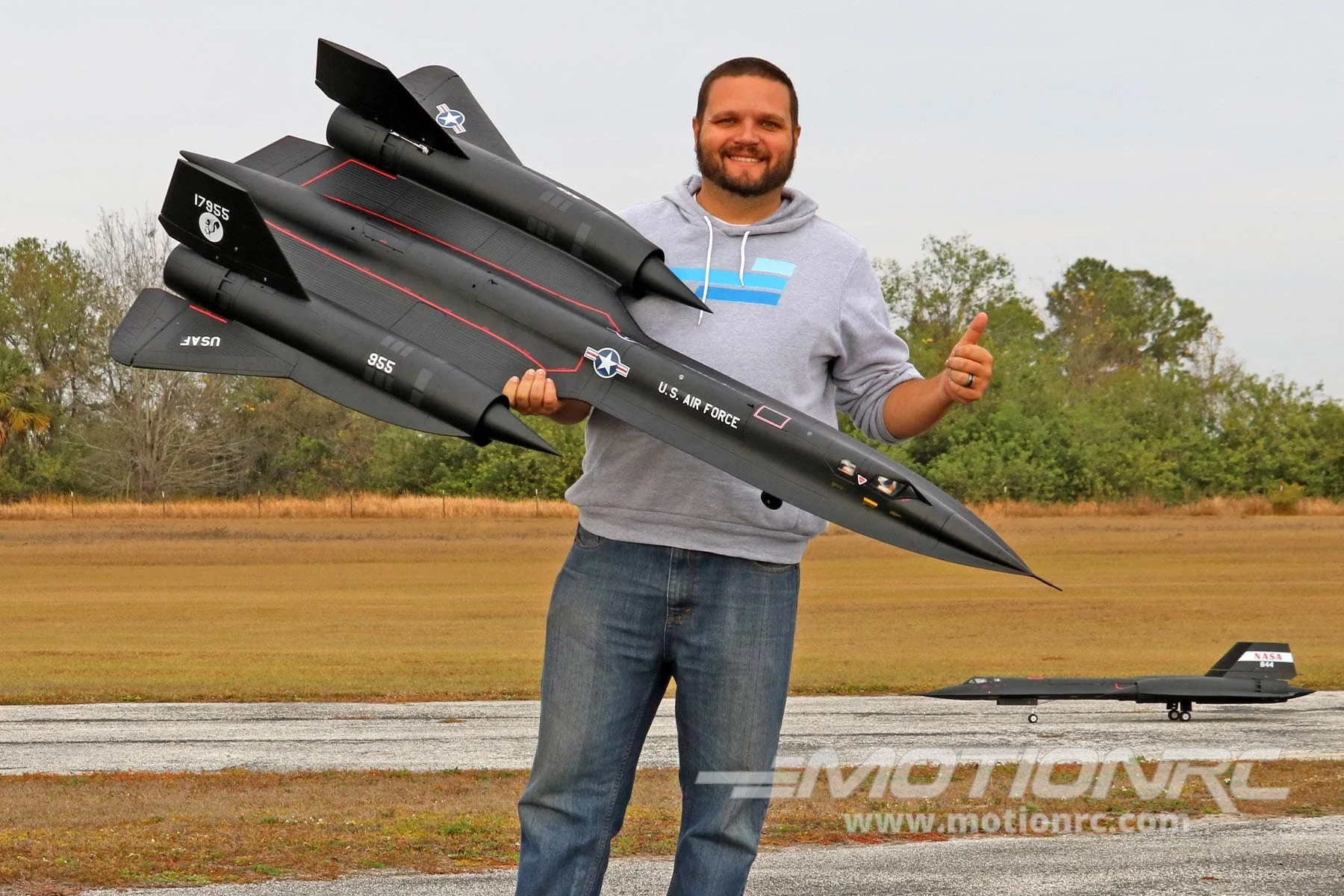 Avión de combate Freewind SR-71 BLACKBIRD TWIN de 70 mm con giroscopio PNP - Imagen 2