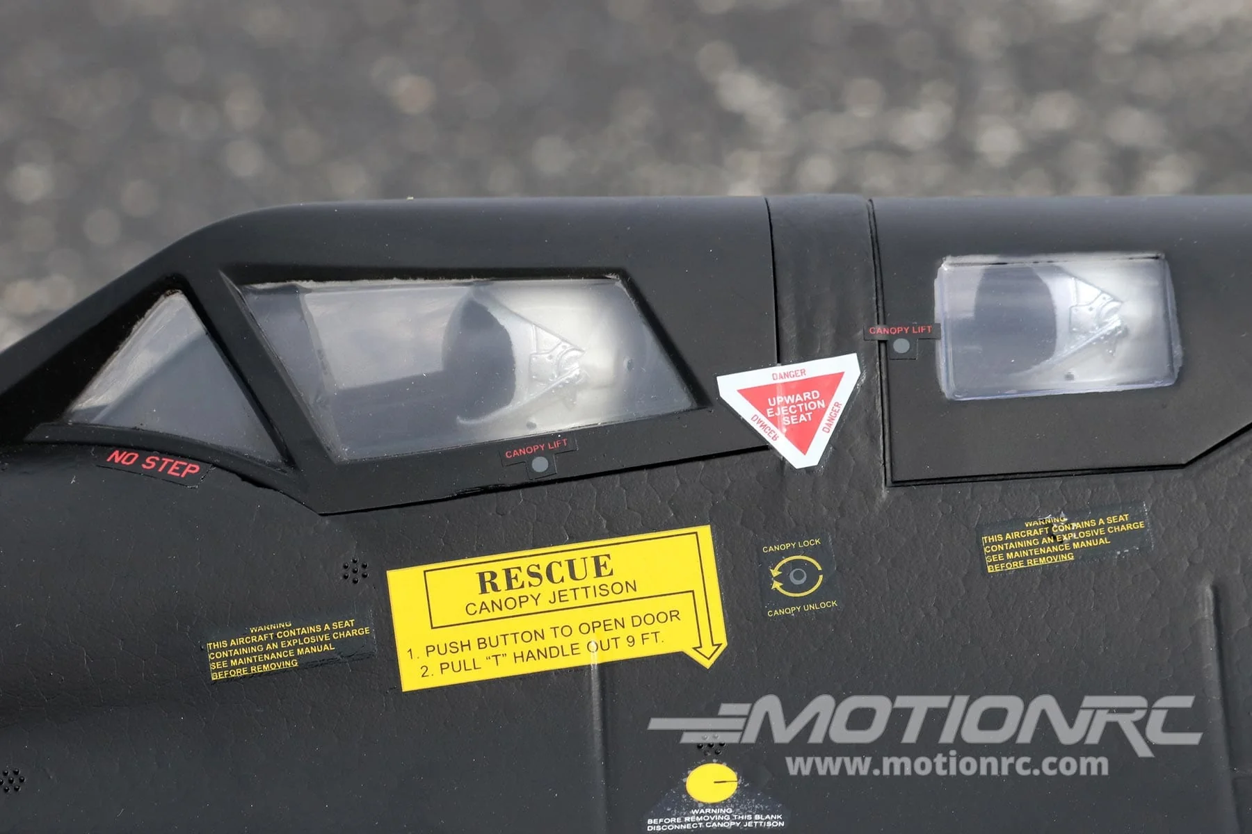 Avión de combate Freewind SR-71 BLACKBIRD TWIN de 70 mm con giroscopio PNP - Imagen 18