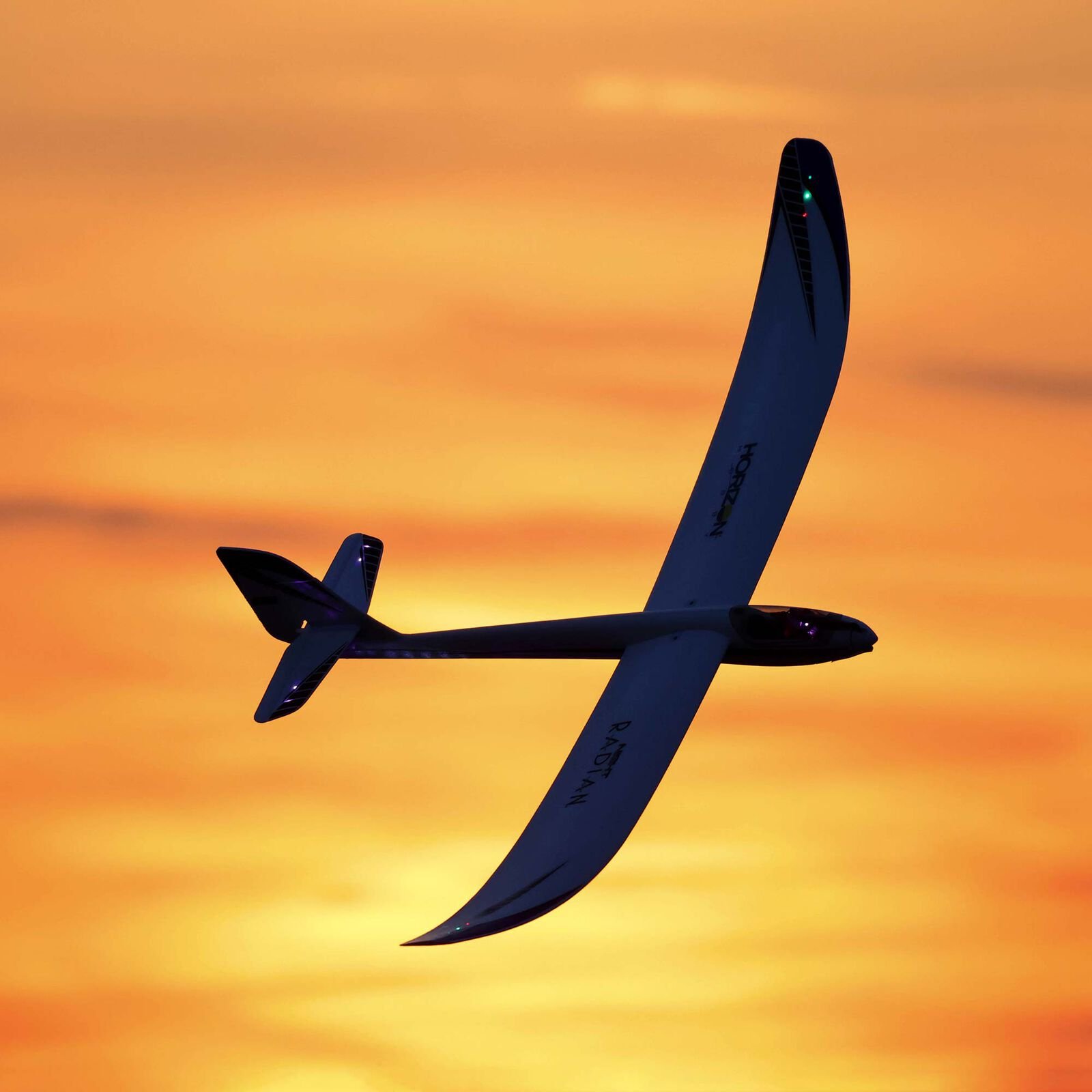 Planeador E-flite Night Radian 2.0m PNP - Imagen 5