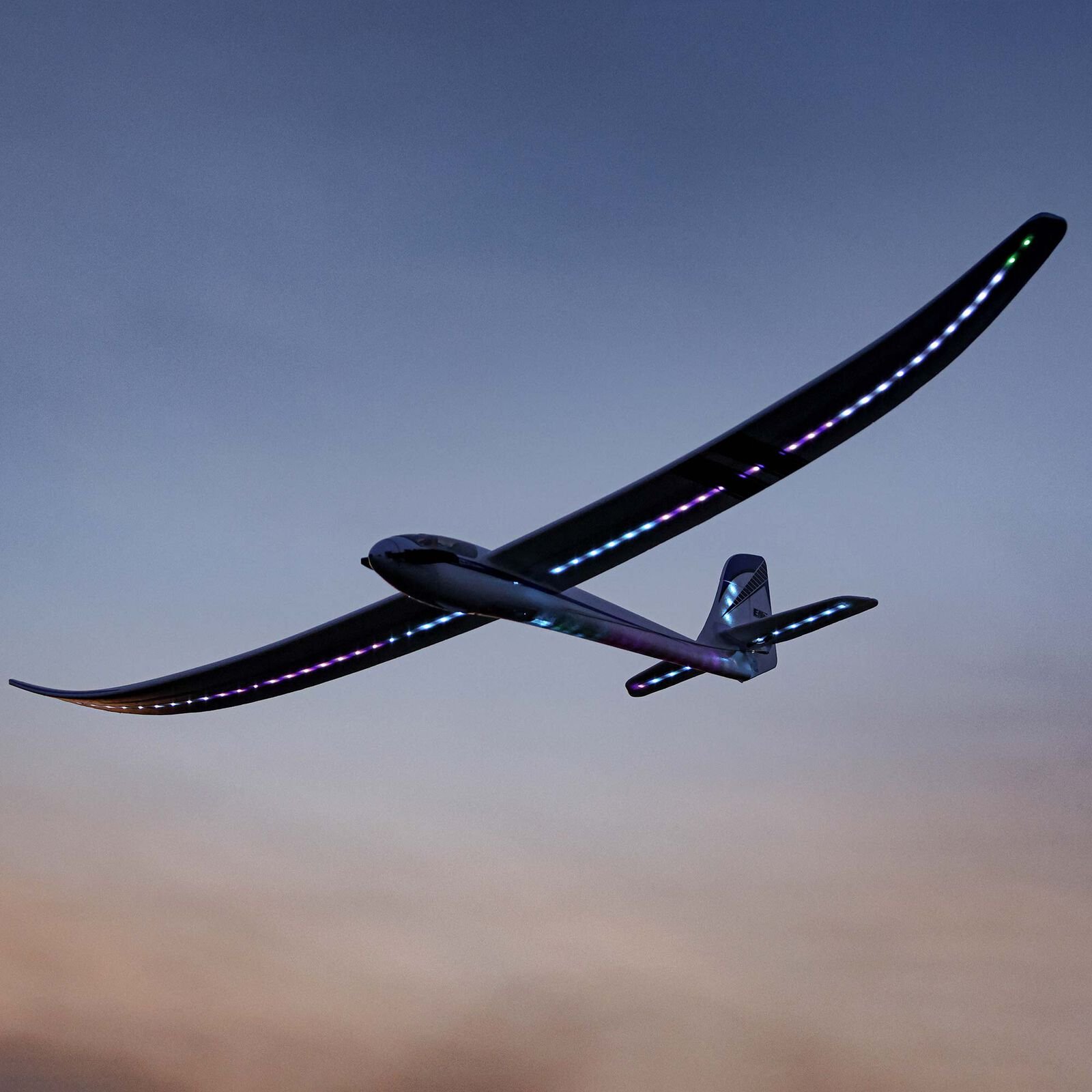 Planeador E-flite Night Radian 2.0m PNP